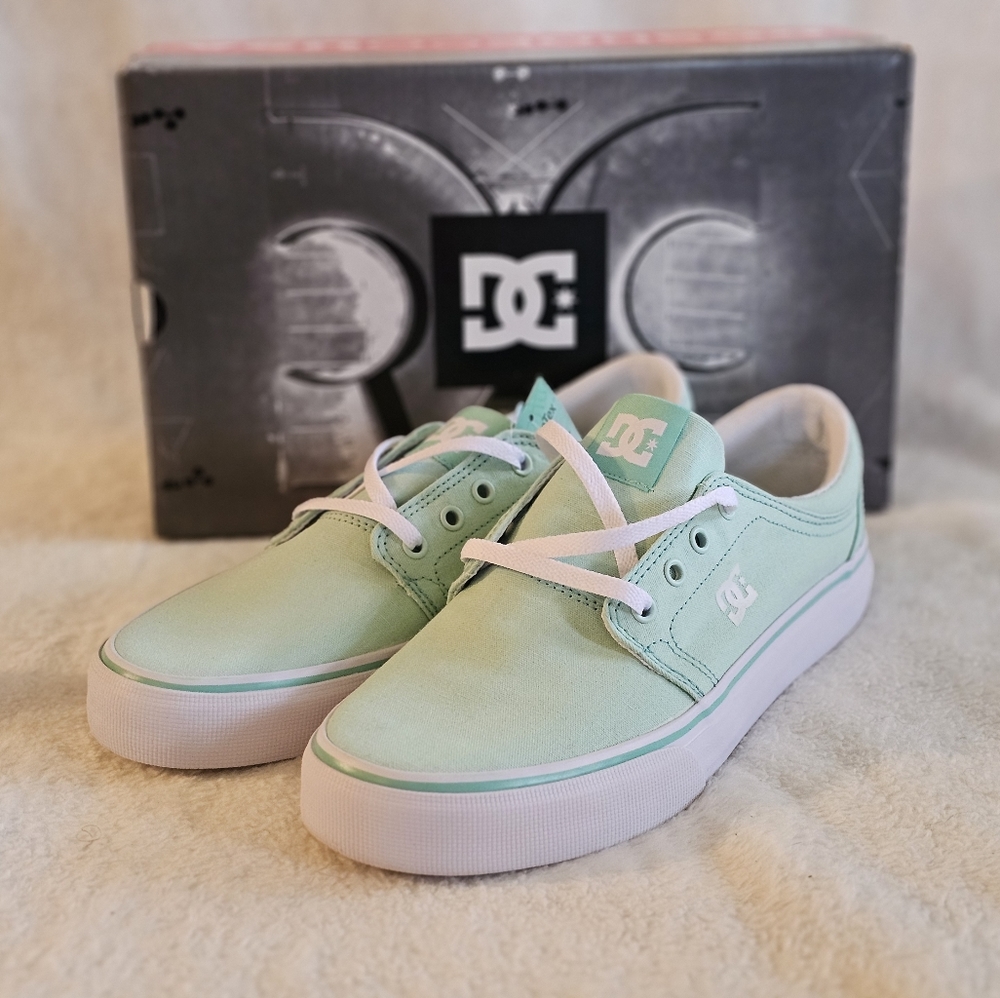 Mint DC womens sneakers